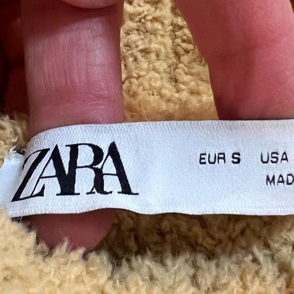 Zara Chenille Back Open Knit Sweater Vest High Neck Mustard. Size Small.‎ - Picture 3 of 12